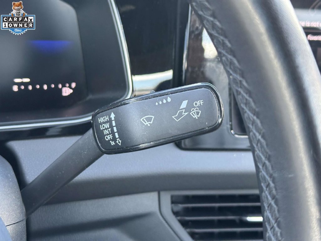 Used 2025 Volkswagen Jetta Sport FWD image 20