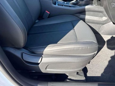 New 2026 Kia Sorento S w/ S Panoramic Sunroof Package FWD image 16