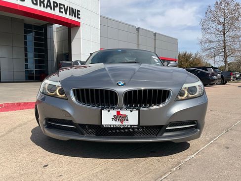 Used 2011 BMW Z4 sDrive30i image 5