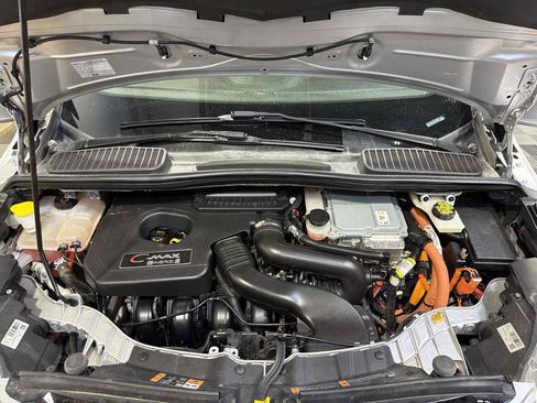 Used 2017 Ford C-MAX Energi SE image 28
