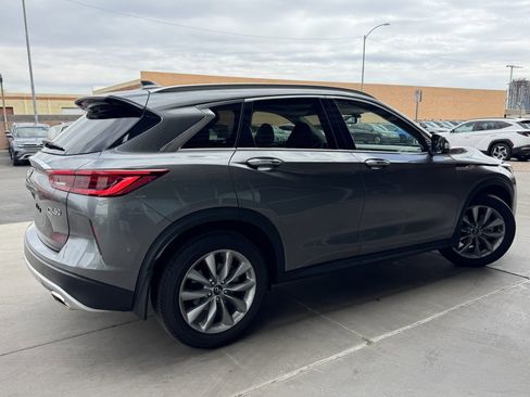 Used 2022 INFINITI QX50 Essential image 4