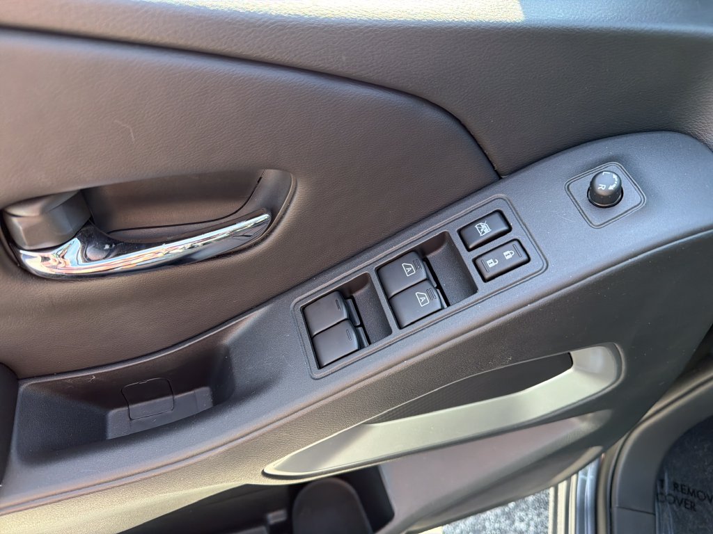 Used 2026 Nissan Frontier SV w/ SV Convenience Package RWD image 16