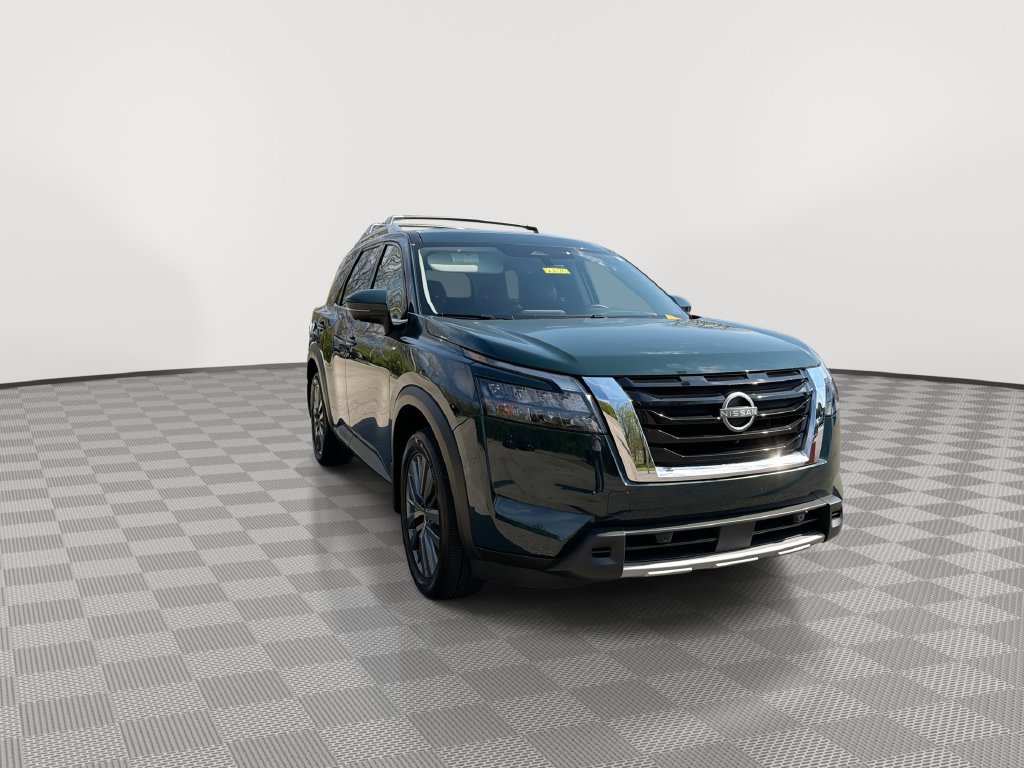 Certified 2025 Nissan Pathfinder SL w/ SL Premium Package FWD image 4