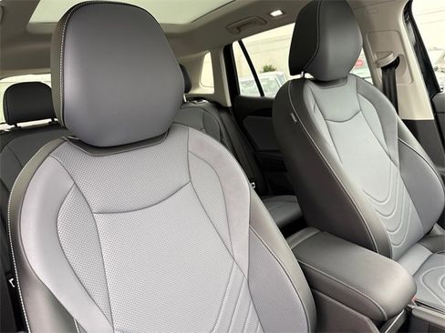 New 2026 Volkswagen Tiguan SE image 14