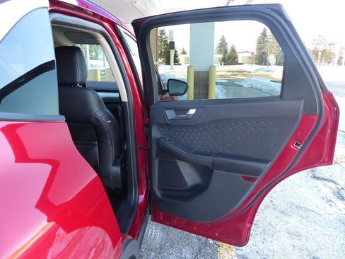 Used 2020 Ford Escape SEL image 38