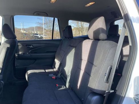 Used 2020 Honda Pilot LX image 16