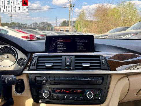 Used 2015 BMW 328i xDrive Sedan AWD/4WD image 23