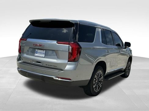 Used 2025 GMC Yukon Elevation AWD/4WD image 8