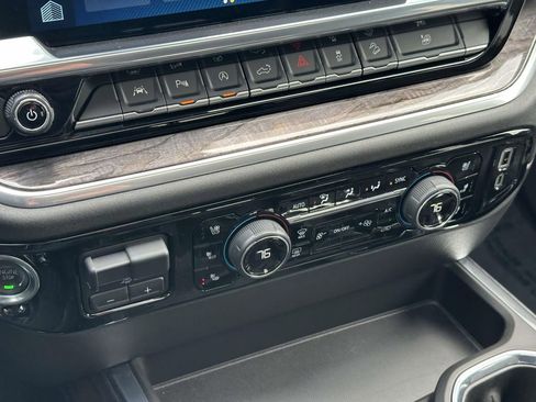 Certified 2024 Chevrolet Silverado 1500 LTZ w/ LTZ Premium Package image 35