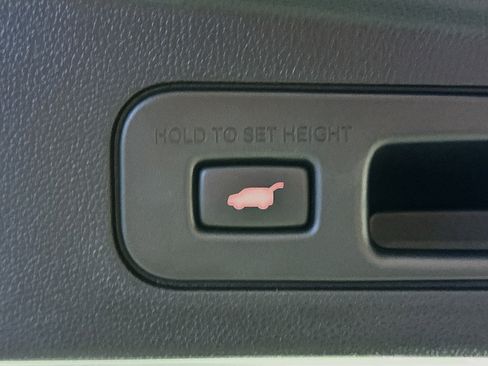 Used 2023 Acura MDX SH-AWD w/ Technology Package image 31