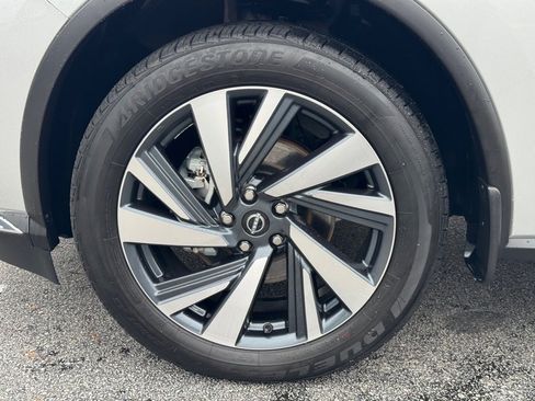 Certified 2024 Nissan Murano SL image 9