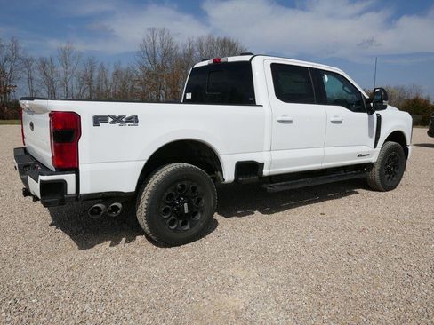 New 2026 Ford F250 Lariat w/ Black Appearance Package image 4