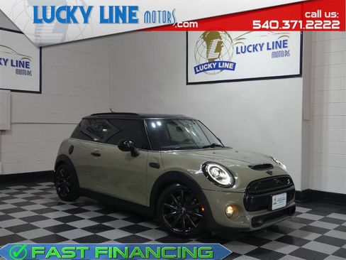Used 2019 MINI Cooper S w/ Signature Upholstery Package image 1