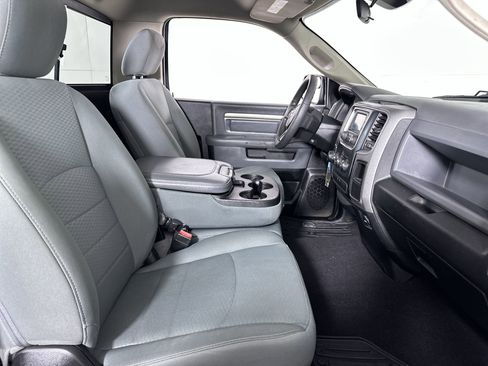 Used 2018 RAM 1500 Express image 65