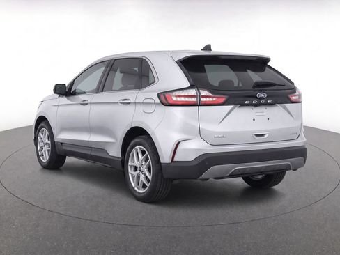 Used 2022 Ford Edge SEL AWD/4WD image 3