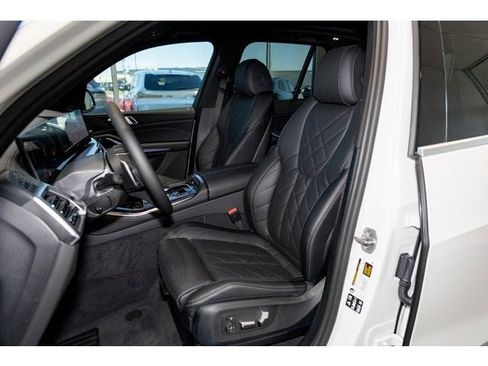 Used 2026 BMW X5 xDrive40i w/ Premium Package image 69