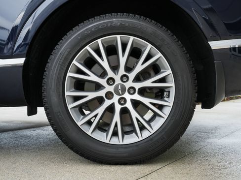 Used 2024 Genesis GV80 2.5T AWD/4WD image 14