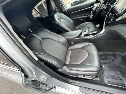 Used 2023 Toyota Camry XSE image 23