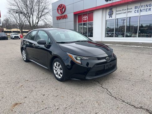 Certified 2024 Toyota Corolla LE image 7