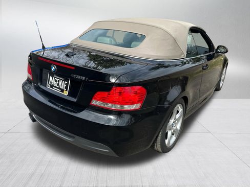 Used 2008 BMW 135i Convertible image 8