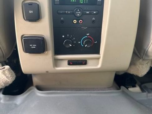 Used 2014 Ford Expedition Limited w/ Equipment Group 301A RWD image 15
