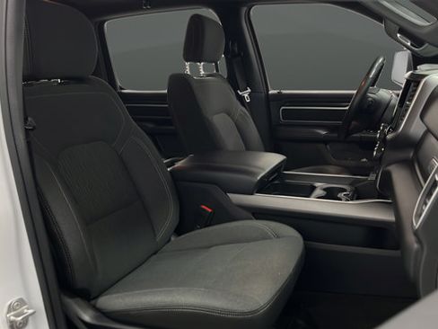Used 2023 RAM 1500 Big Horn AWD/4WD image 24