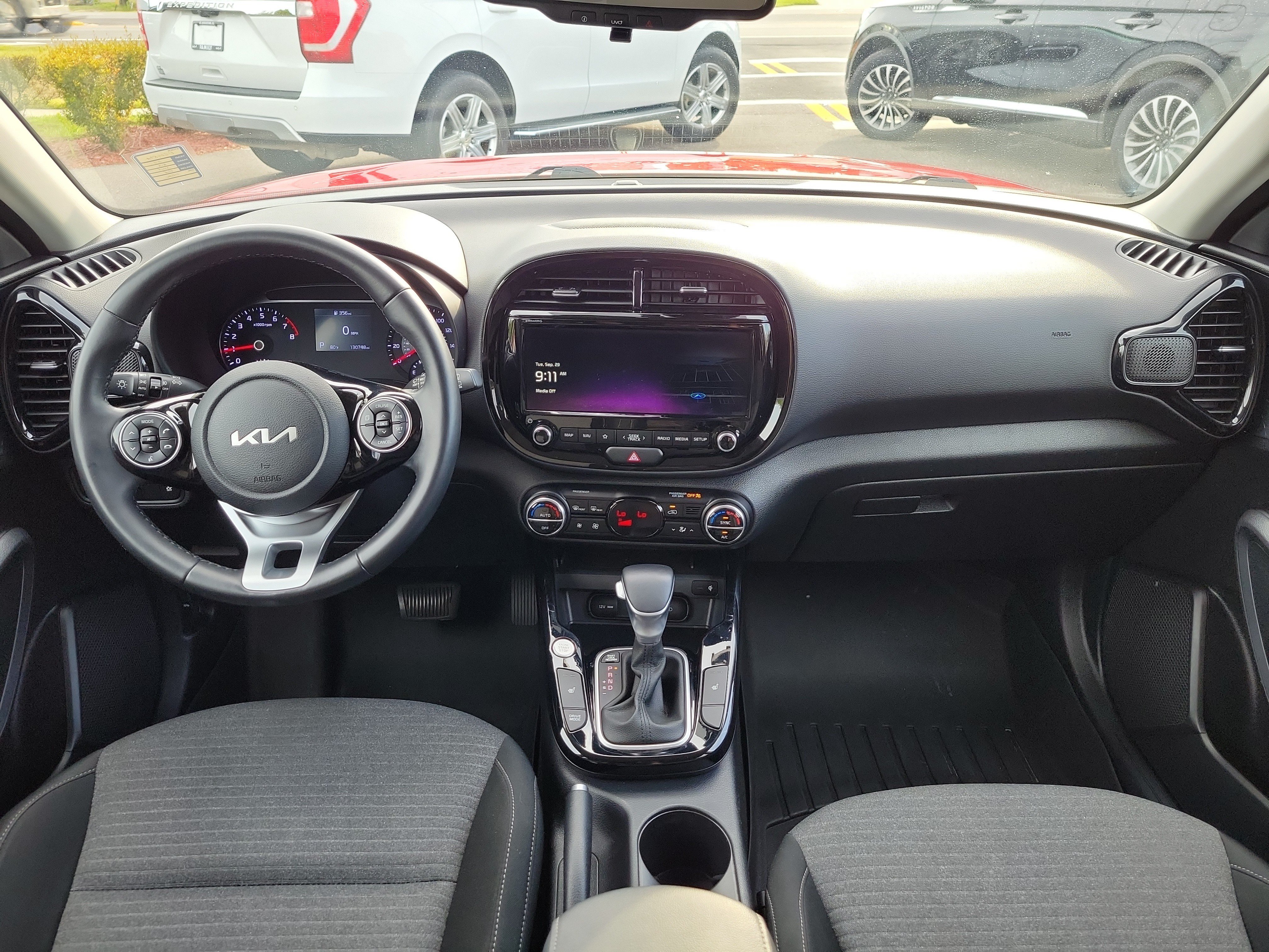 Used 2022 Kia Soul EX FWD image 17