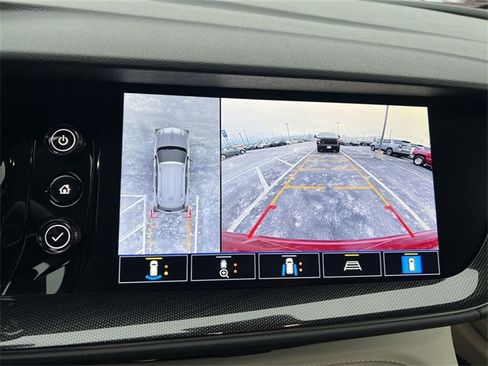 Certified 2021 Buick Envision Essence w/ Technology Package I image 22