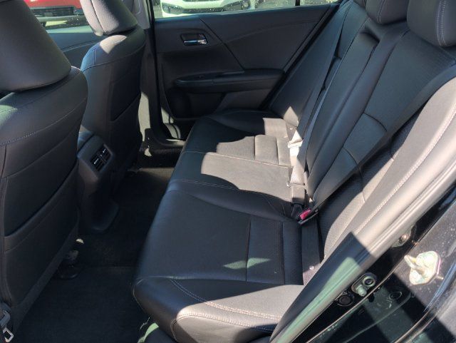 Used 2017 Honda Accord EX-L image 27