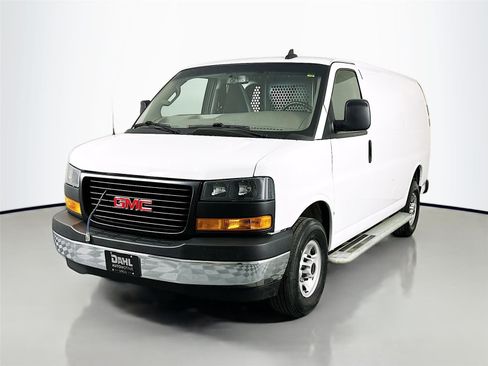 Used 2023 GMC Savana 2500 2500 w/ Driver Convenience Package image 4