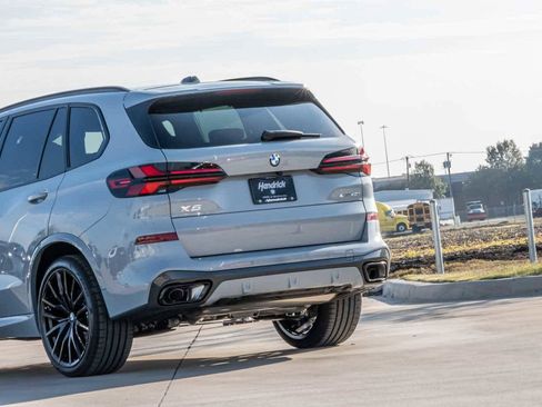 New 2026 BMW X5 xDrive40i w/ M Sport Package image 5