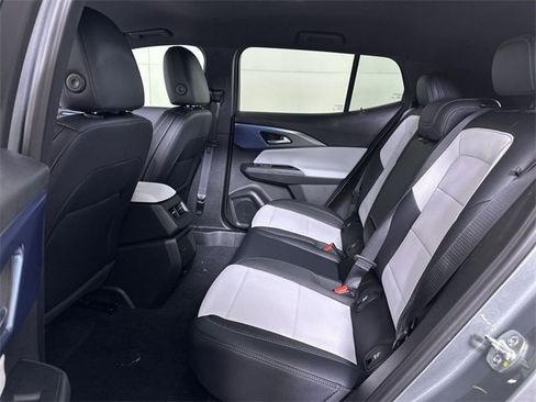 New 2026 Chevrolet Equinox EV LT image 25