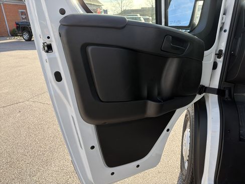 Used 2025 RAM ProMaster 2500 image 11