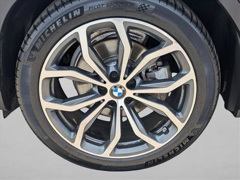 Used 2021 BMW X4 xDrive30i w/ Premium Package AWD/4WD image 22