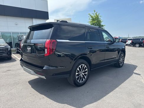 Used 2025 Ford Expedition Platinum AWD/4WD image 7