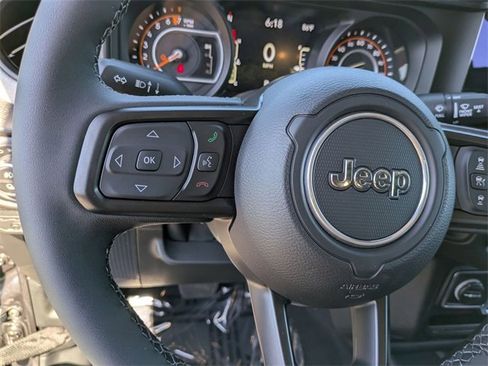 New 2025 Jeep Gladiator Sport image 16