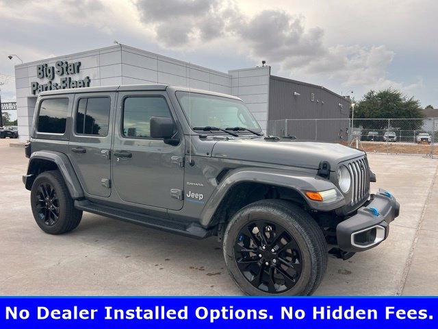 Used 2023 Jeep Wrangler Unlimited Sahara w/ Dual Top Group AWD/4WD image 3