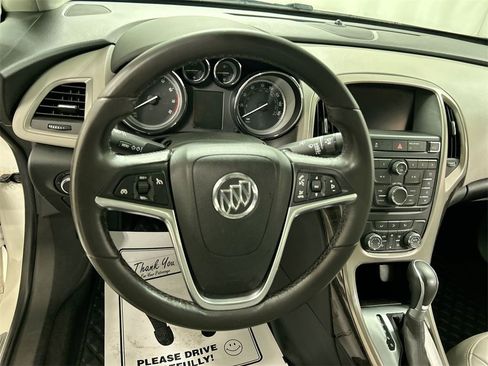 Used 2016 Buick Verano image 4