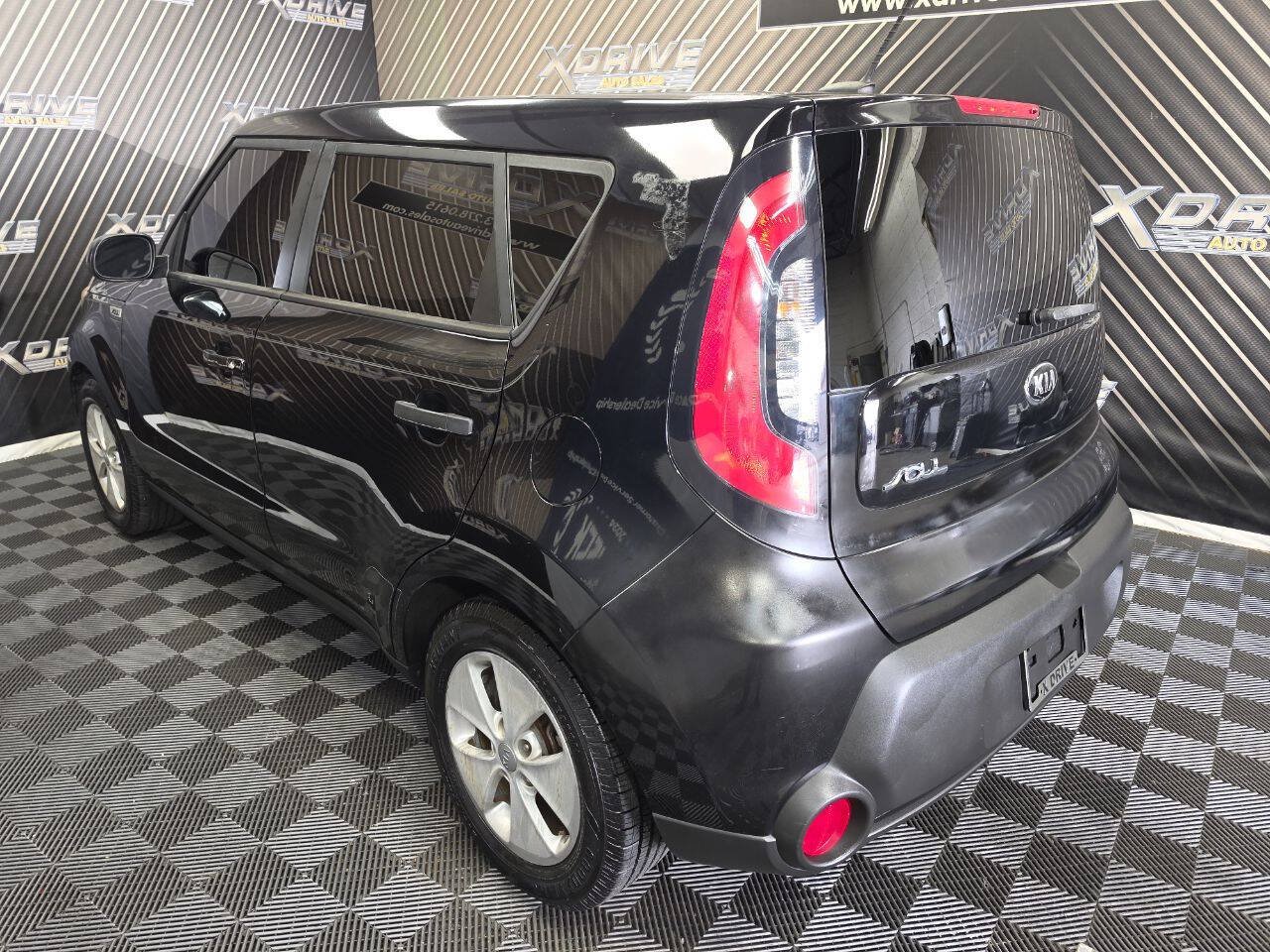 Used 2016 Kia Soul FWD image 10