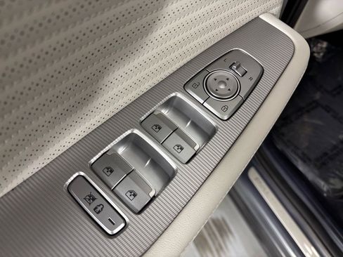 Used 2025 Hyundai Palisade Calligraphy image 15