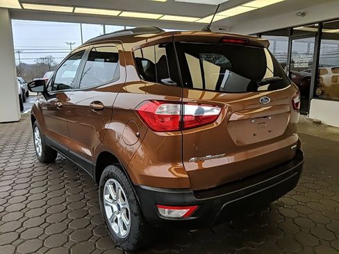 Used 2020 Ford EcoSport SE image 9