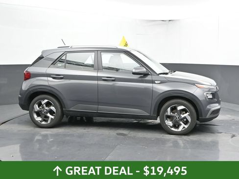 Used 2025 Hyundai Venue SEL FWD image 5