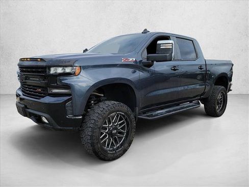 Used 2019 Chevrolet Silverado 1500 LT Trail Boss AWD/4WD image 2