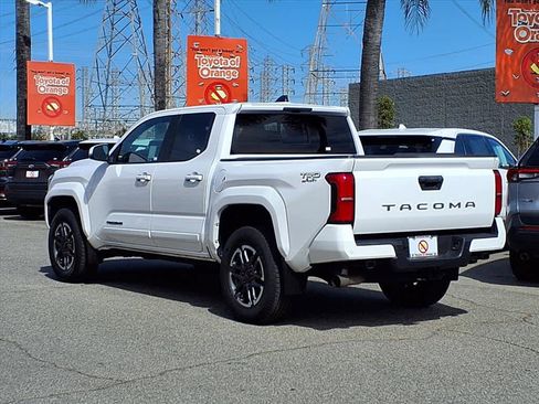 Certified 2024 Toyota Tacoma TRD Sport w/ TRD Sport Upgrade Package image 4