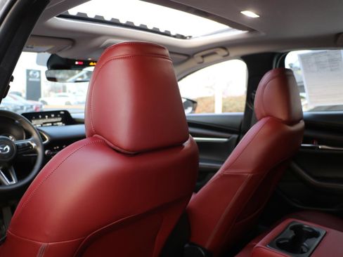 Certified 2025 MAZDA MAZDA3 s image 11