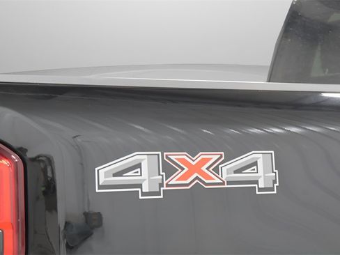 Used 2025 Ford F250 Platinum image 33