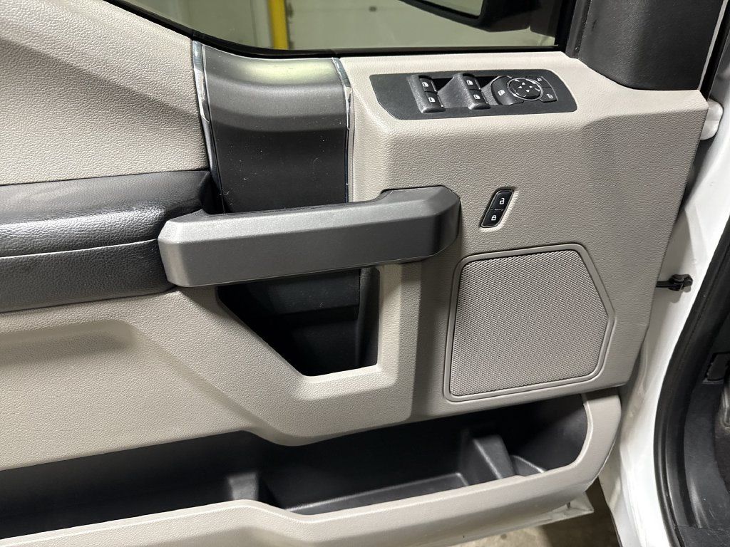 Used 2016 Ford F150 XLT w/ Equipment Group 301A Mid RWD image 20