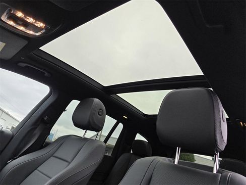 Used 2025 Mercedes-Benz GLS 450 4MATIC image 24