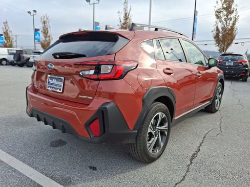 Used 2024 Subaru Crosstrek 2.0i Premium w/ Crosstrek Mirror Package image 11