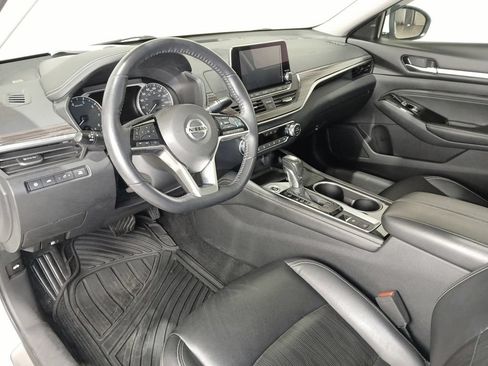 Used 2020 Nissan Altima 2.0 Platinum FWD image 14